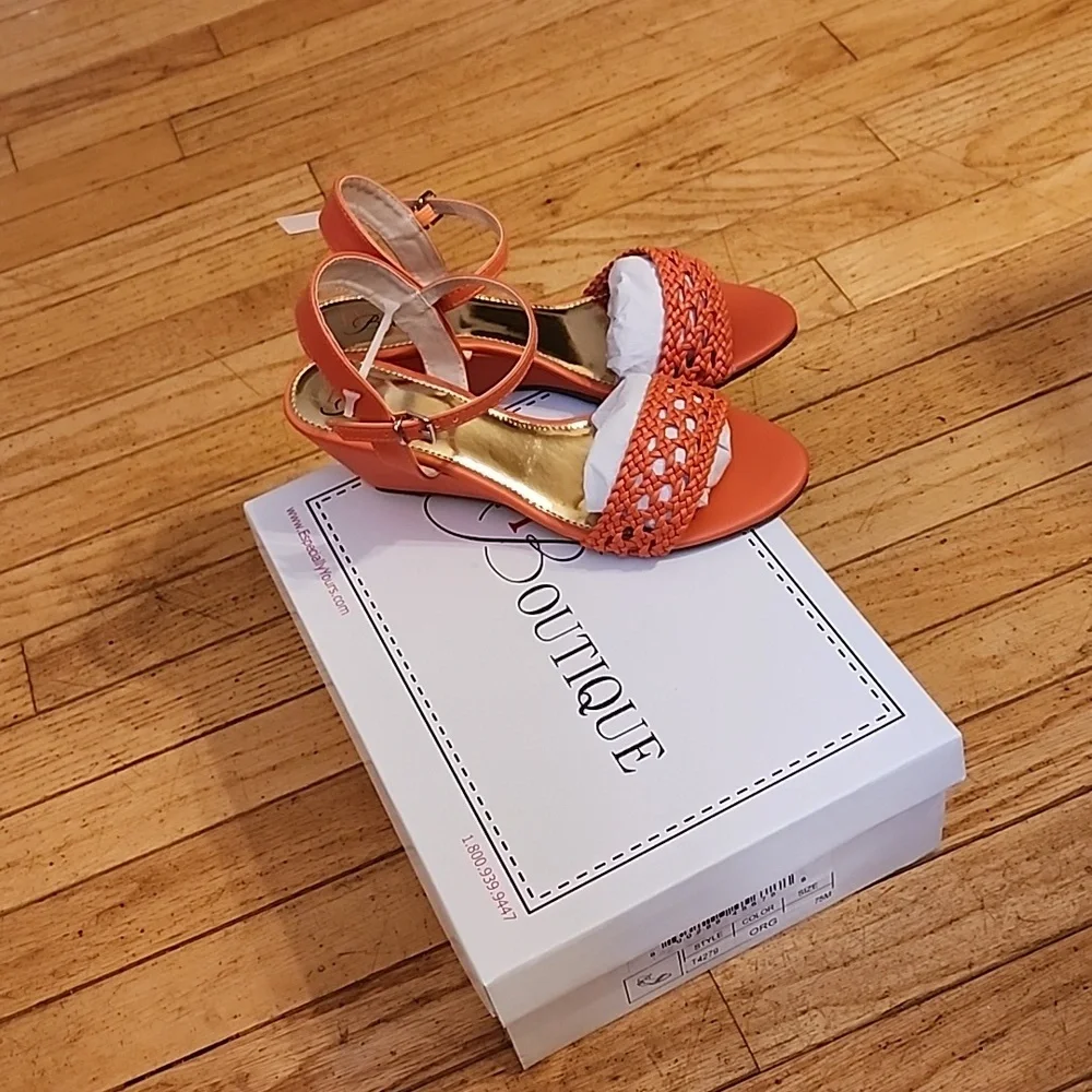 Sandals never worn - Picture 4 of 7